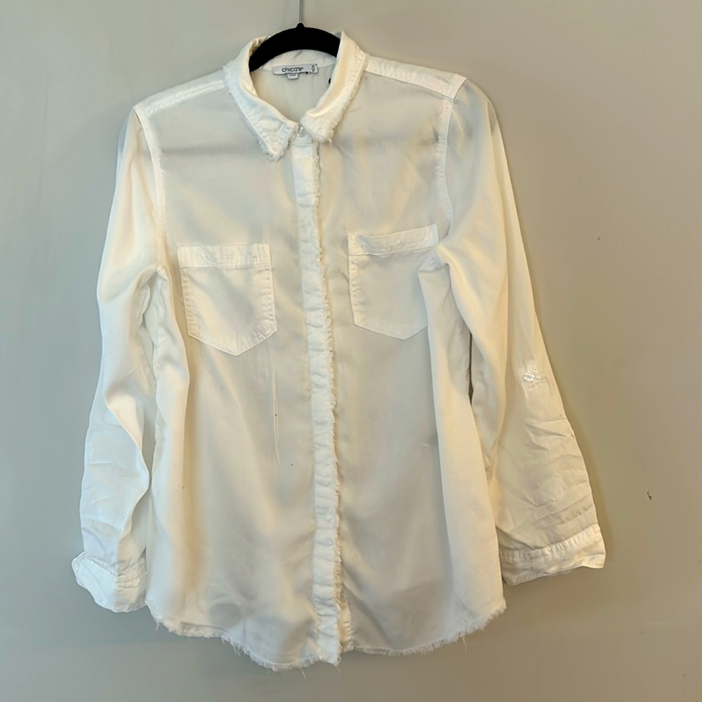 Chico’s Lendzing Fringe- hemmed- Front pockets - roll-tab sleeves white shirt